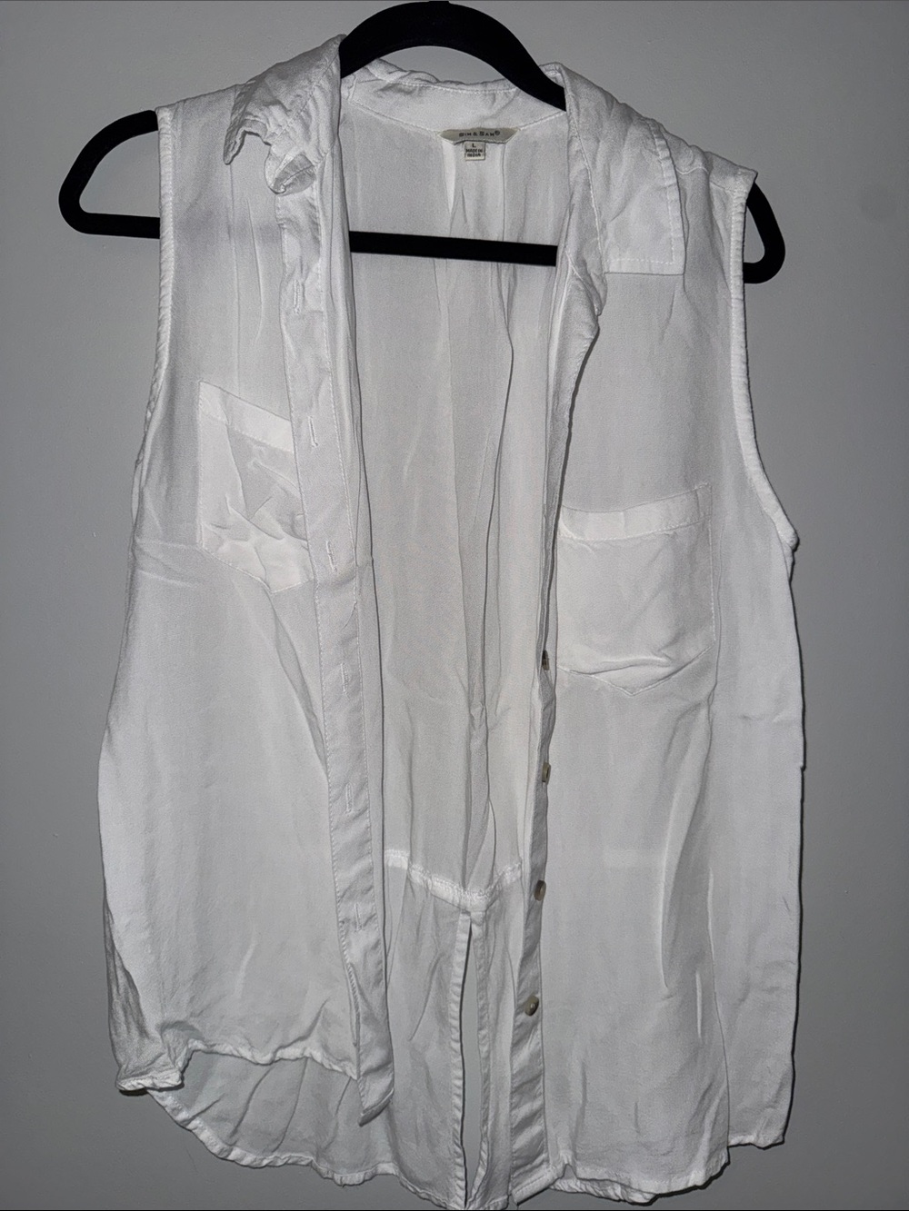 White Sleeveless Button-Down Shirt - Casual Relaxed Fit
